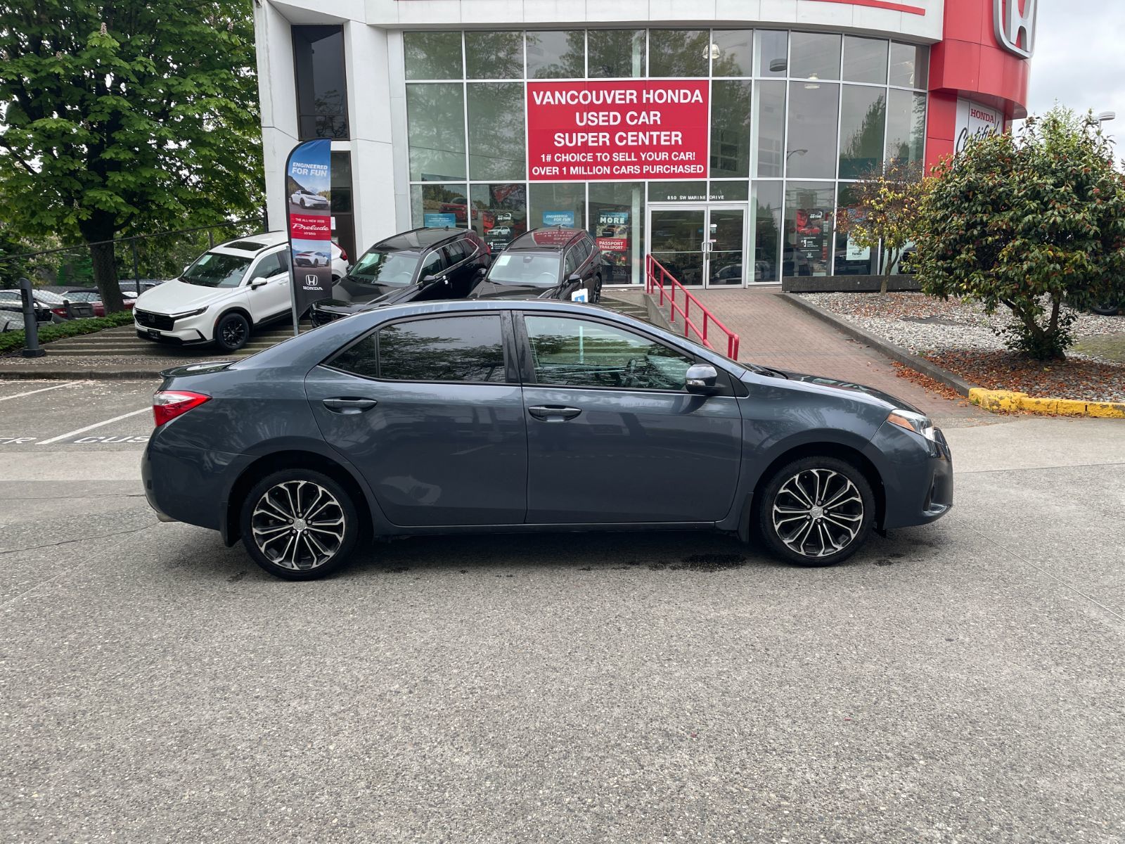2016  Corolla