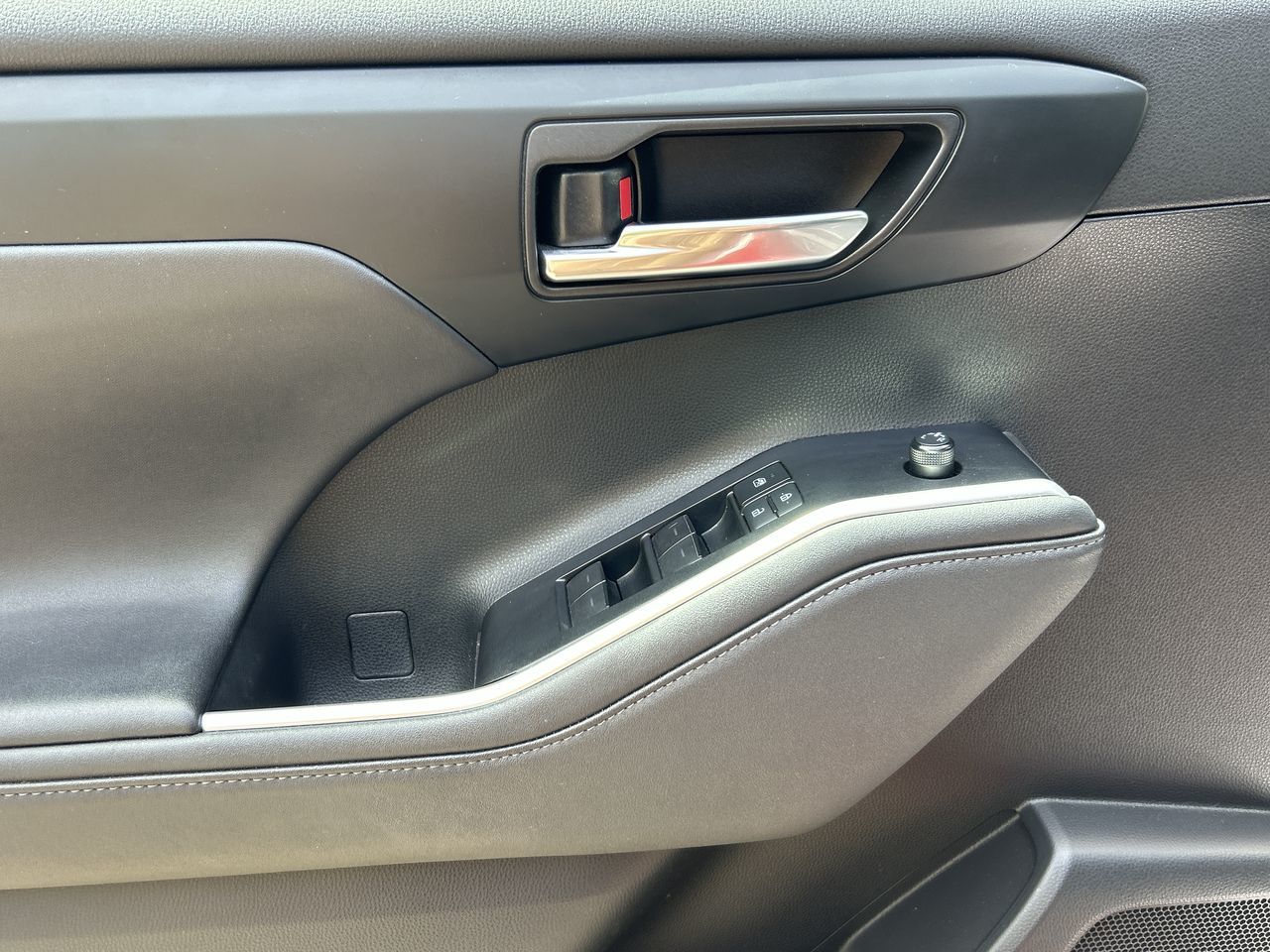 2020 Toyota Highlander in Vancouver, British Columbia