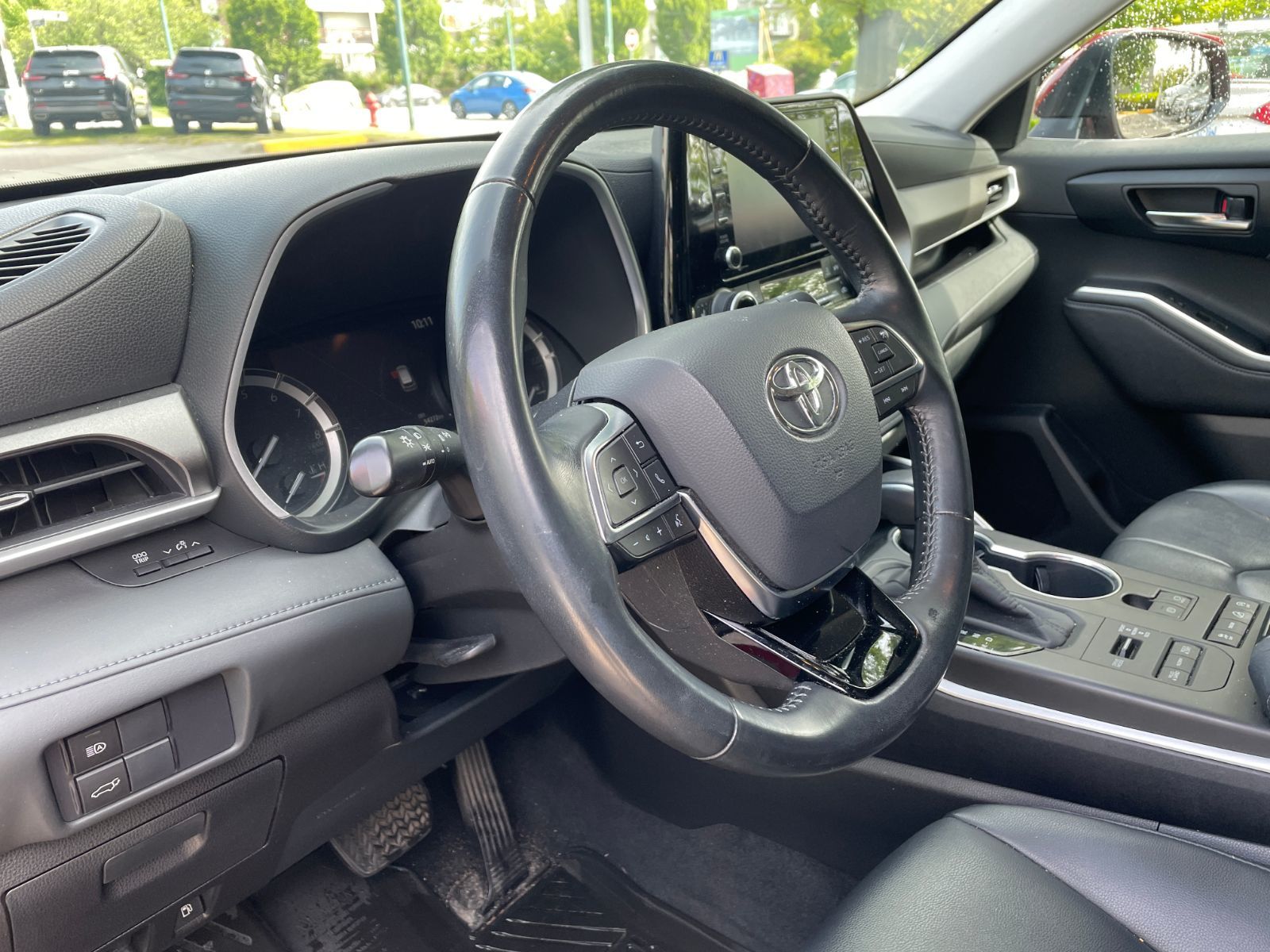 2020 Toyota Highlander in Vancouver, British Columbia