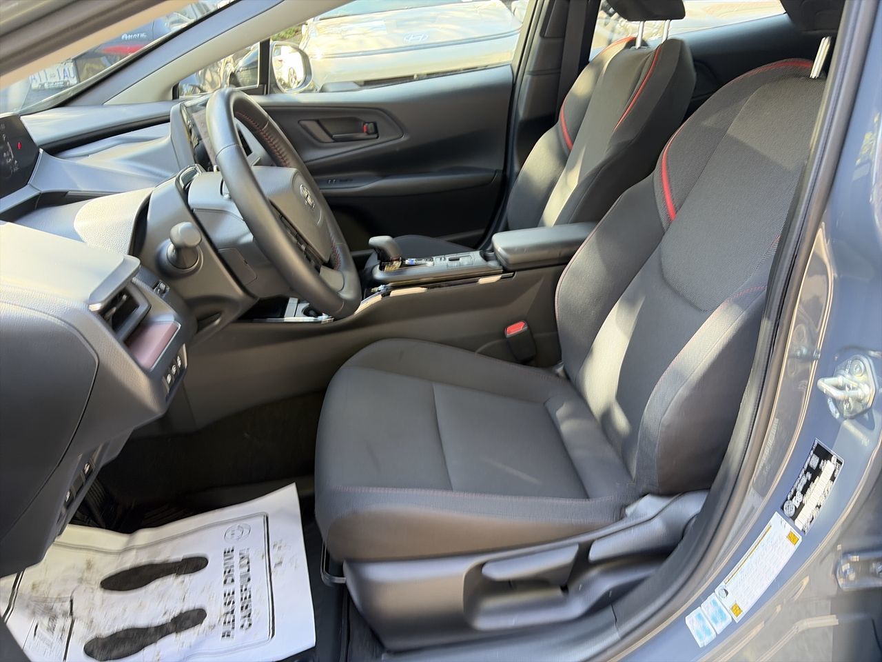 2024 Toyota Prius Plug-in Hybrid