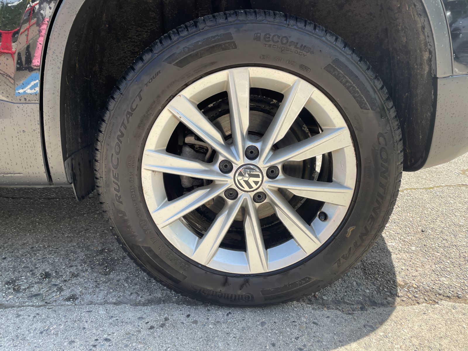 2015 Volkswagen Tiguan in Vancouver, British Columbia