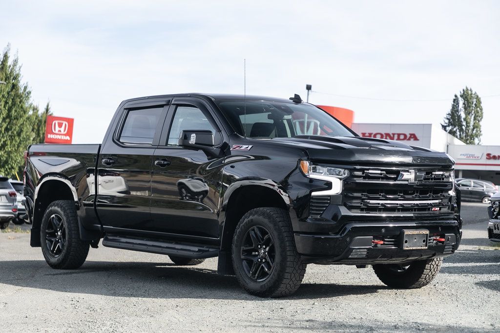 Photo 2024 Chevrolet Silverado 1500 LT Trail Boss #1
