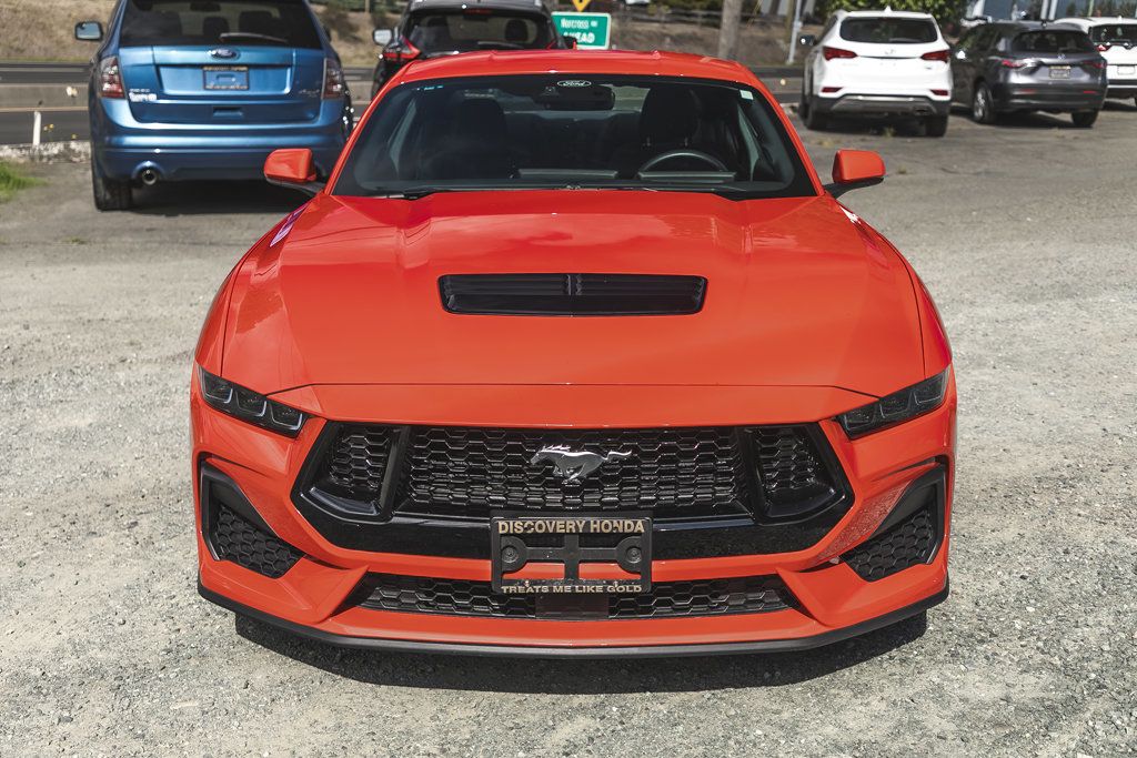 Photo 2025 Ford Mustang #2