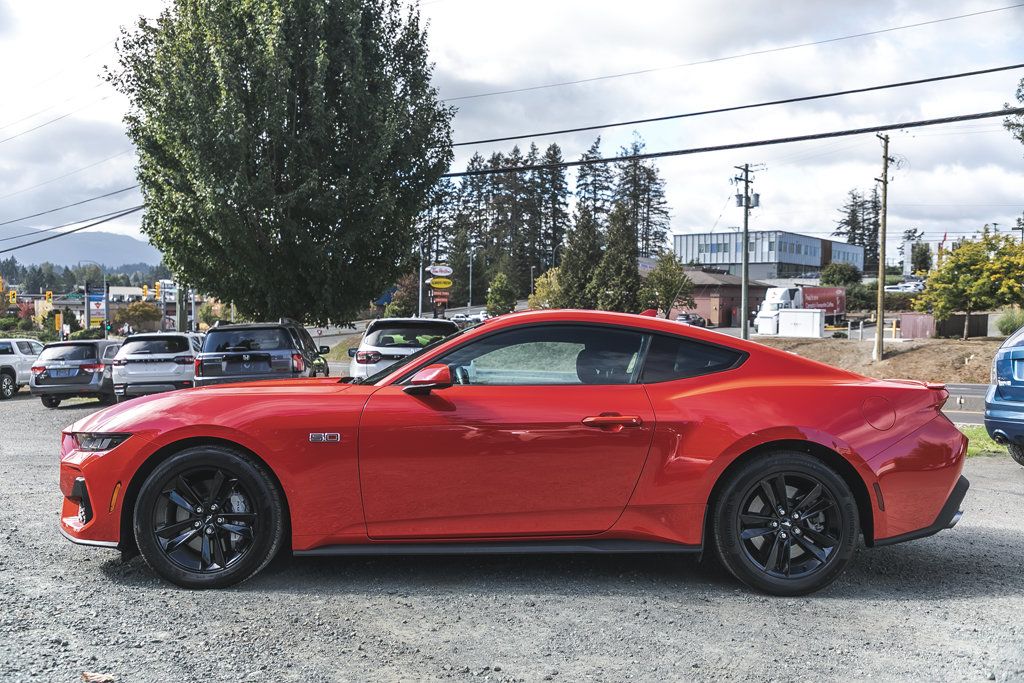 Photo 2025 Ford Mustang #6