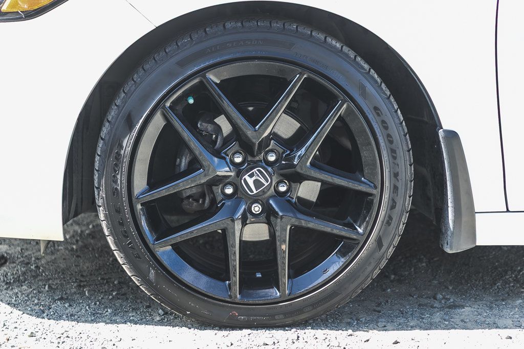 Photo 2023 Honda Civic Sedan Sport #5