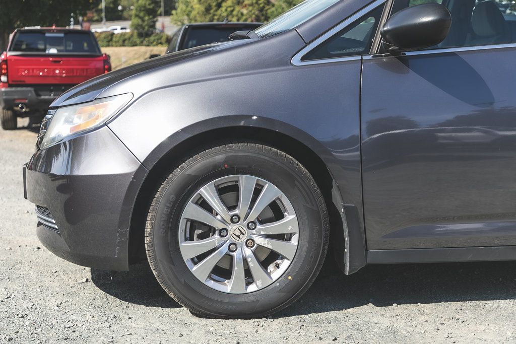Photo 2017 Honda Odyssey SE #4