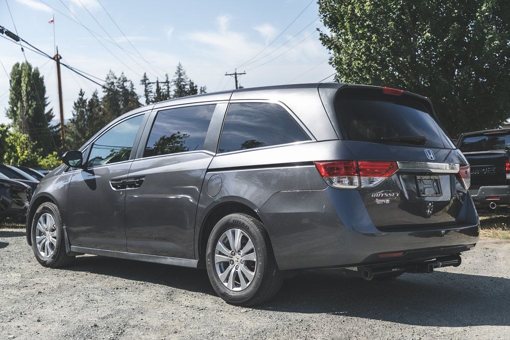 Photo 2017 Honda Odyssey SE #7