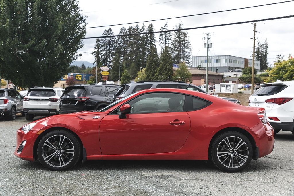 Photo 2013 Scion FR-S Man #6