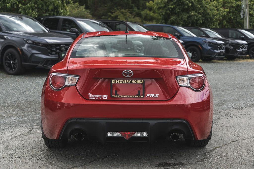 Photo 2013 Scion FR-S Man #8