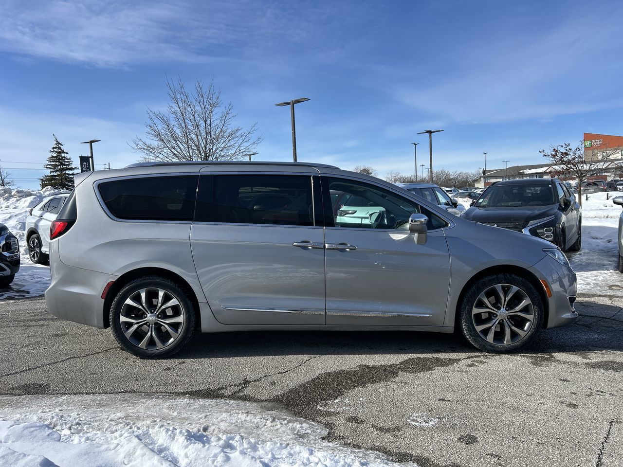 Chrysler Pacifica  2017 à Mississauga, Ontario