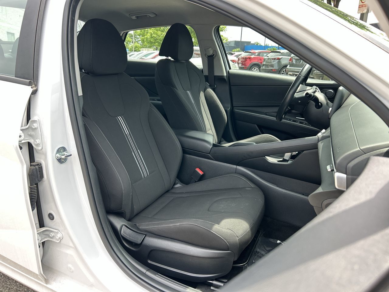 Hyundai Elantra Sedan  2022 à Mississauga, Ontario