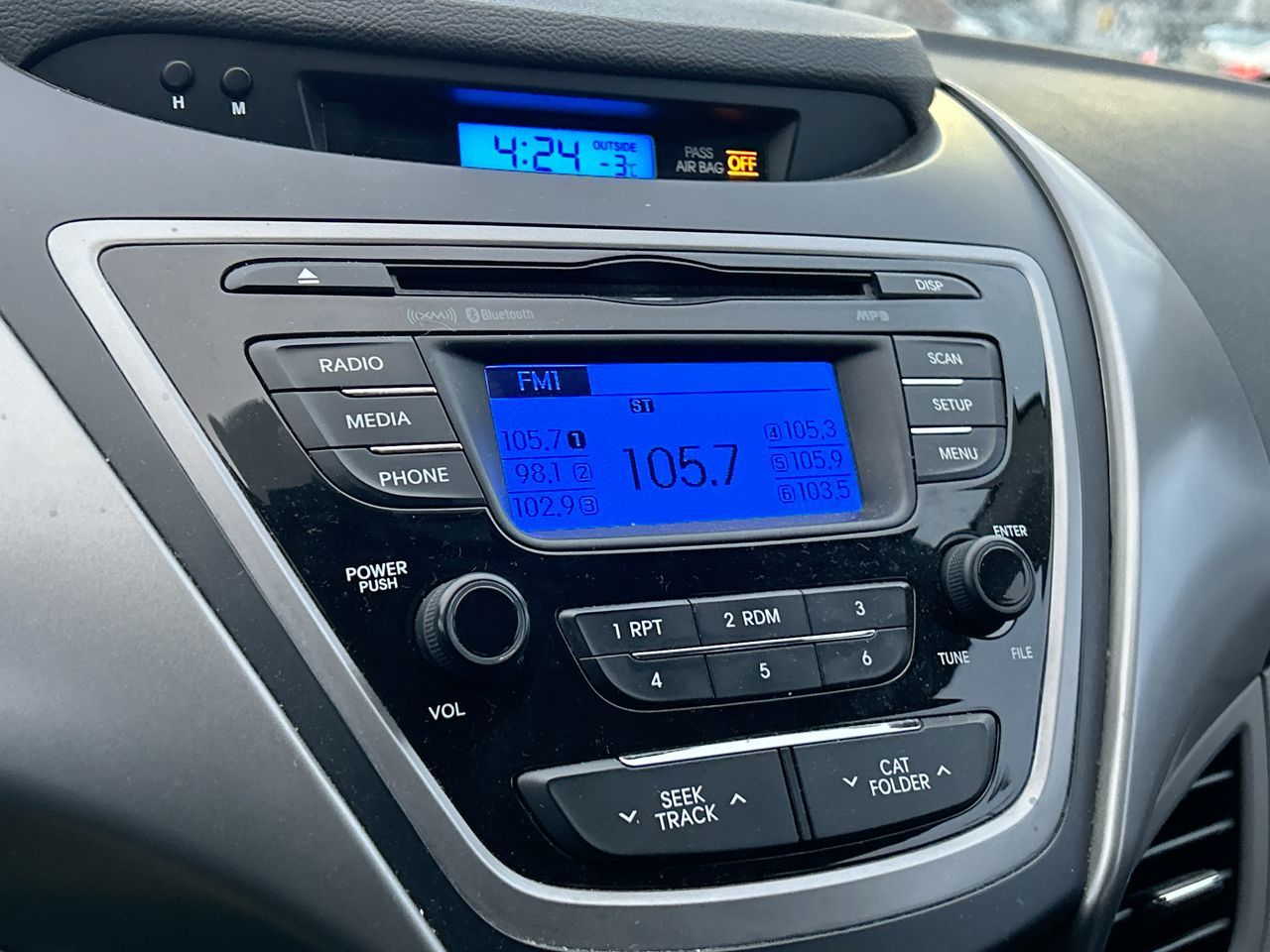 2013 Hyundai Elantra in Mississauga, Ontario