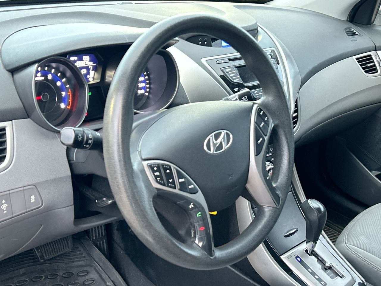 2013 Hyundai Elantra in Mississauga, Ontario