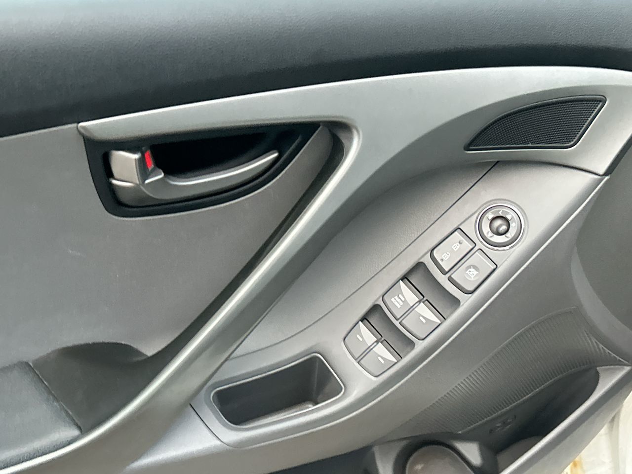 2013 Hyundai Elantra in Mississauga, Ontario