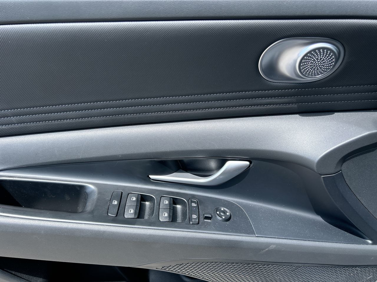 2025 Hyundai Elantra in Mississauga, Ontario