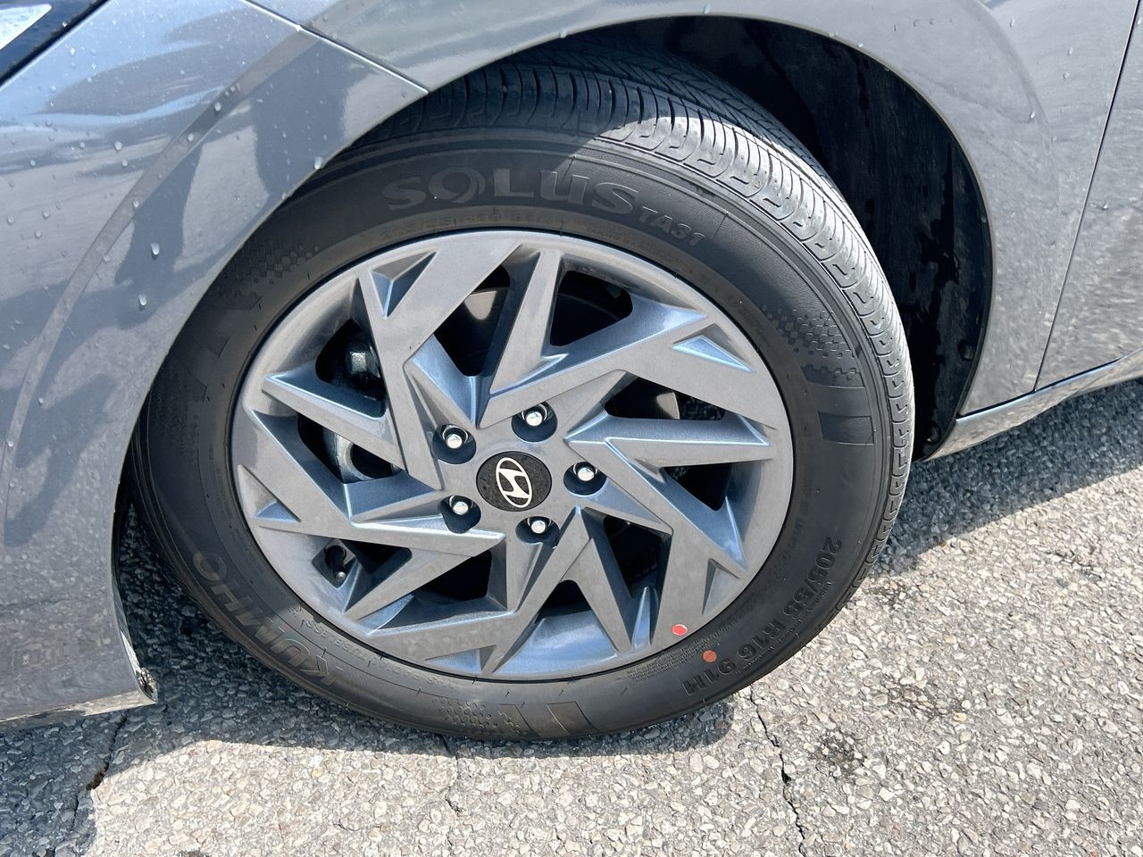 2025 Hyundai Elantra in Mississauga, Ontario