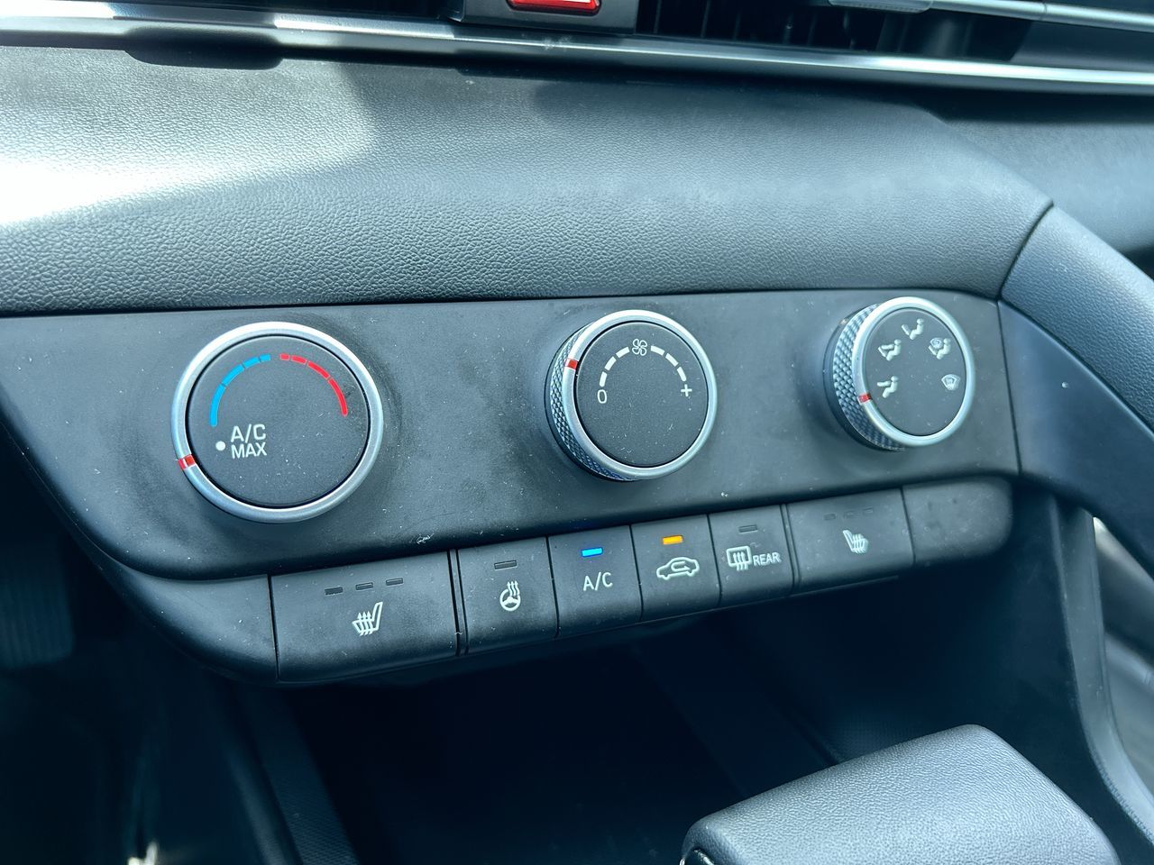 2025 Hyundai Elantra in Mississauga, Ontario