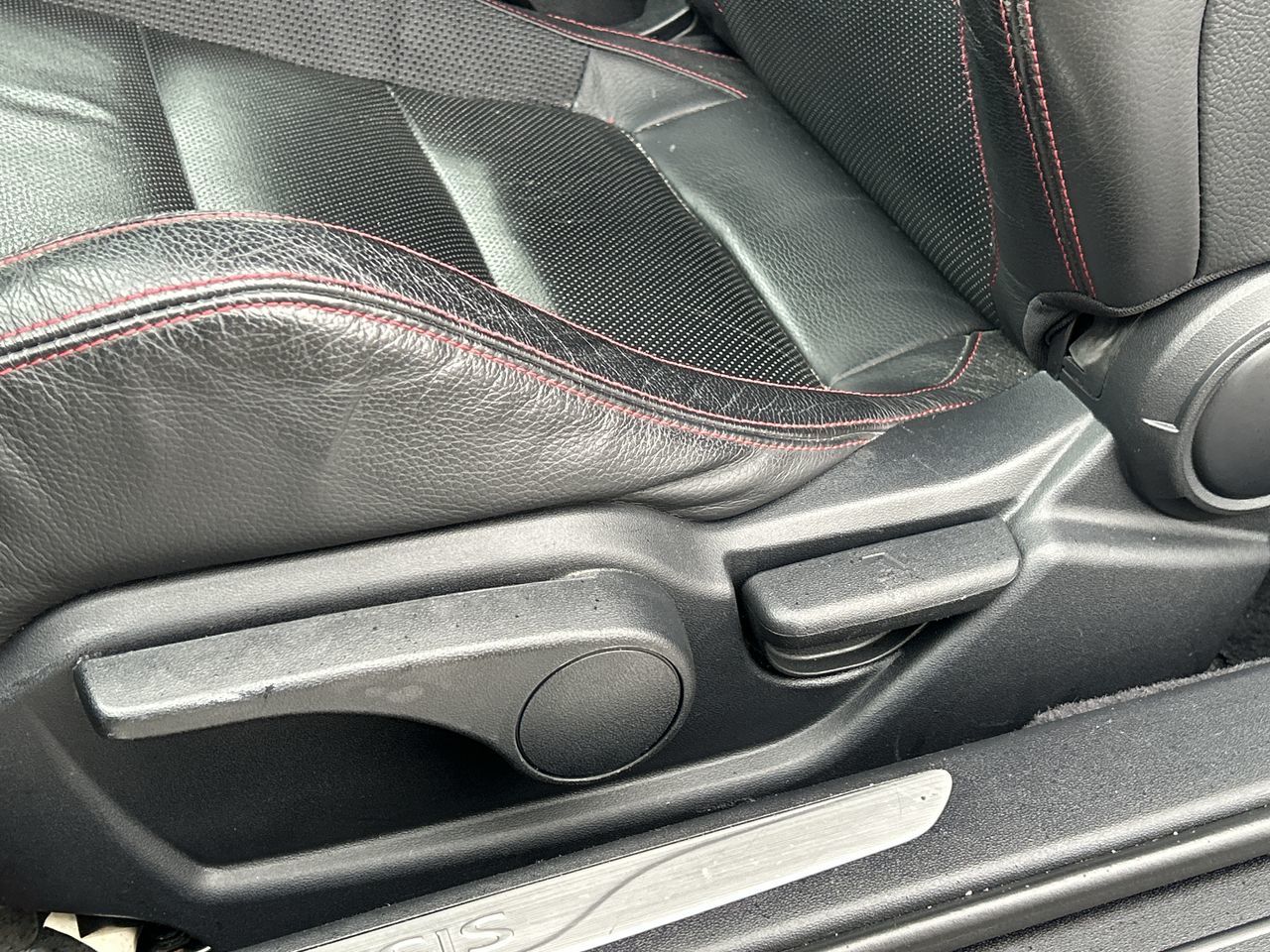 2016 Hyundai Genesis