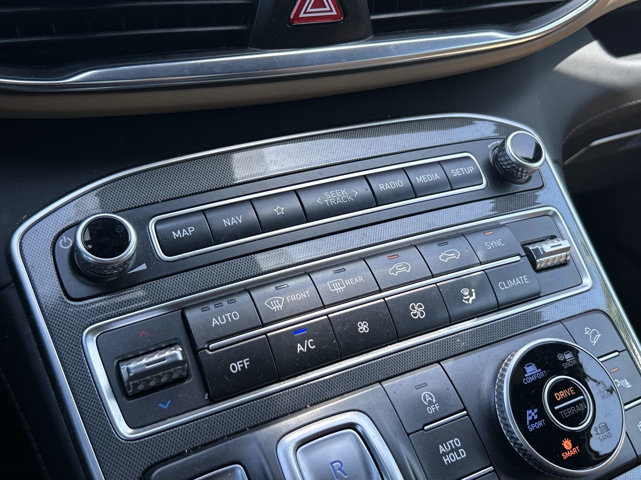 2021 Hyundai Santa Fe in Mississauga, Ontario
