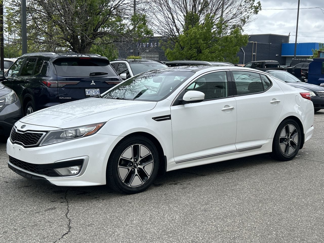 2012 Kia Optima Hybrid in Mississauga, Ontario