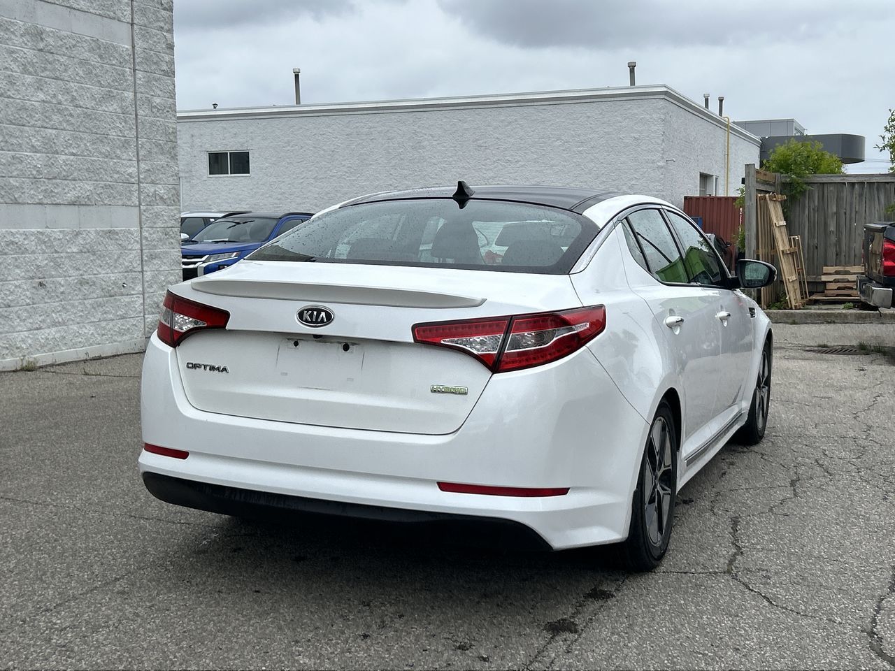 2012 Kia Optima Hybrid in Mississauga, Ontario