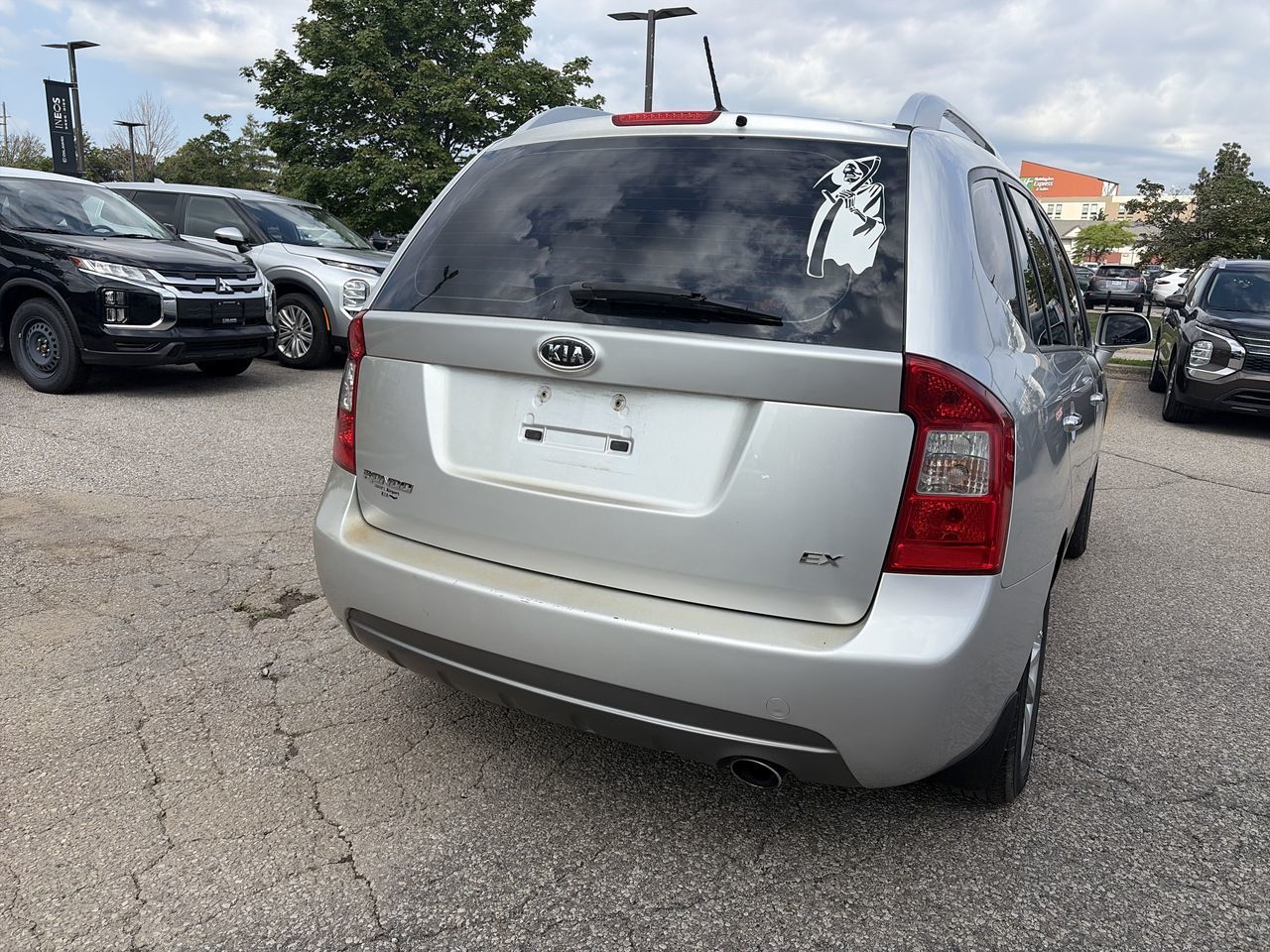 2012 Kia Rondo in Mississauga, Ontario