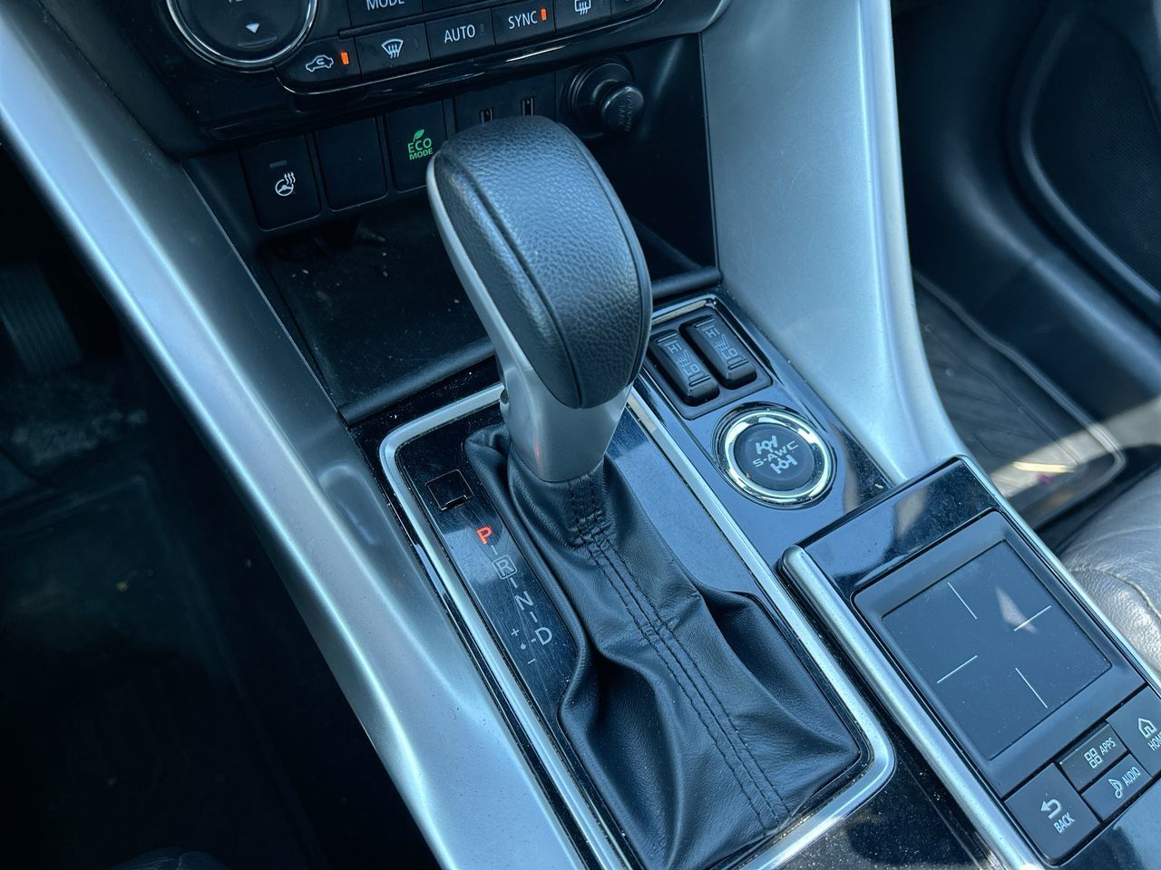 Mitsubishi ECLIPSE CROSS  2020 à Mississauga, Ontario