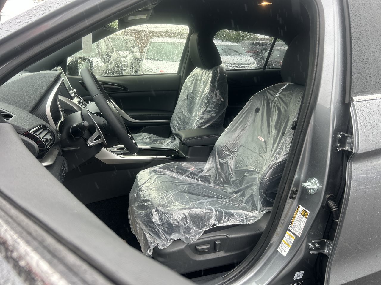 2025 Mitsubishi ECLIPSE CROSS in Mississauga, Ontario