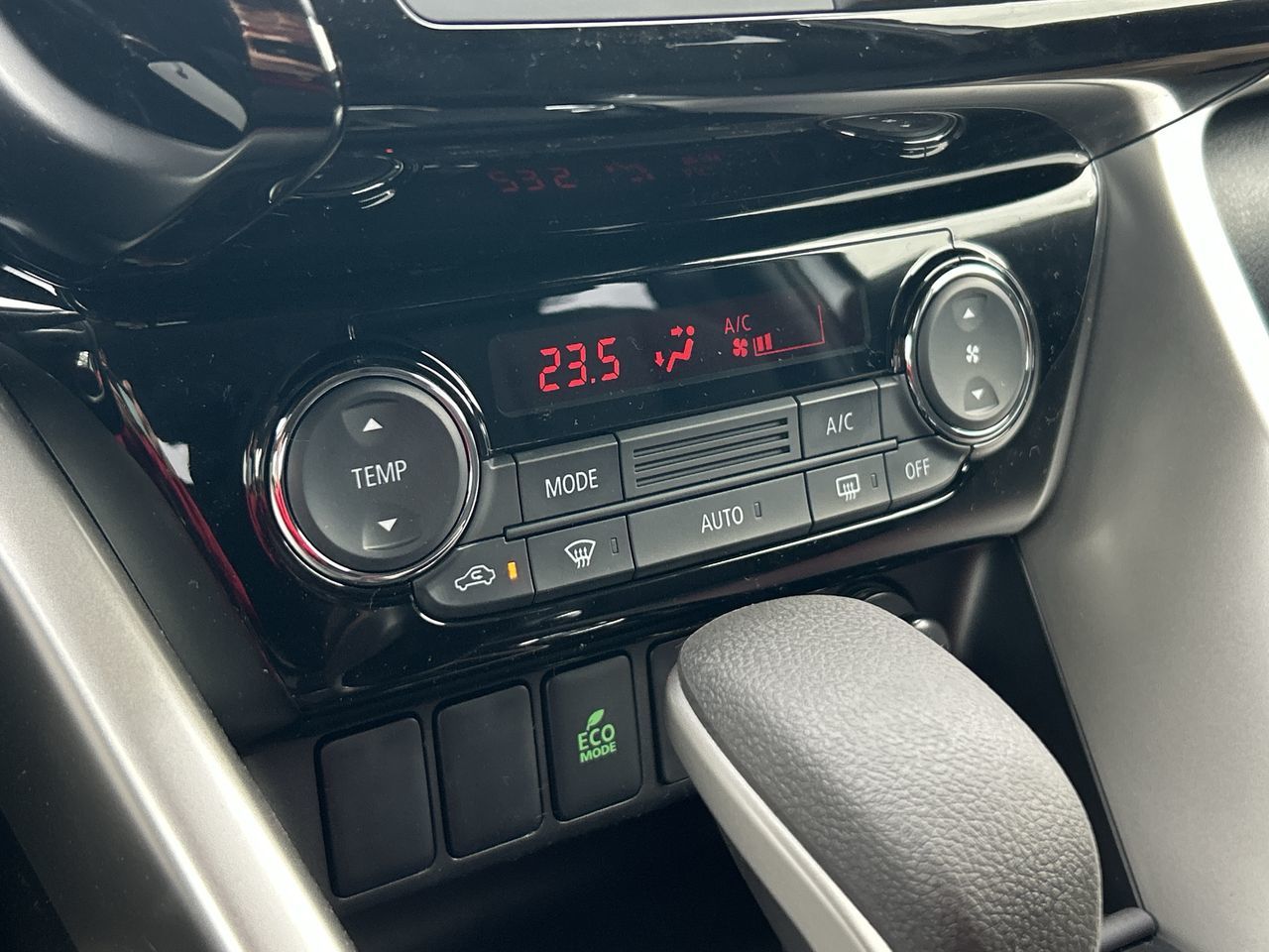 Mitsubishi ECLIPSE CROSS  2025 à Mississauga, Ontario