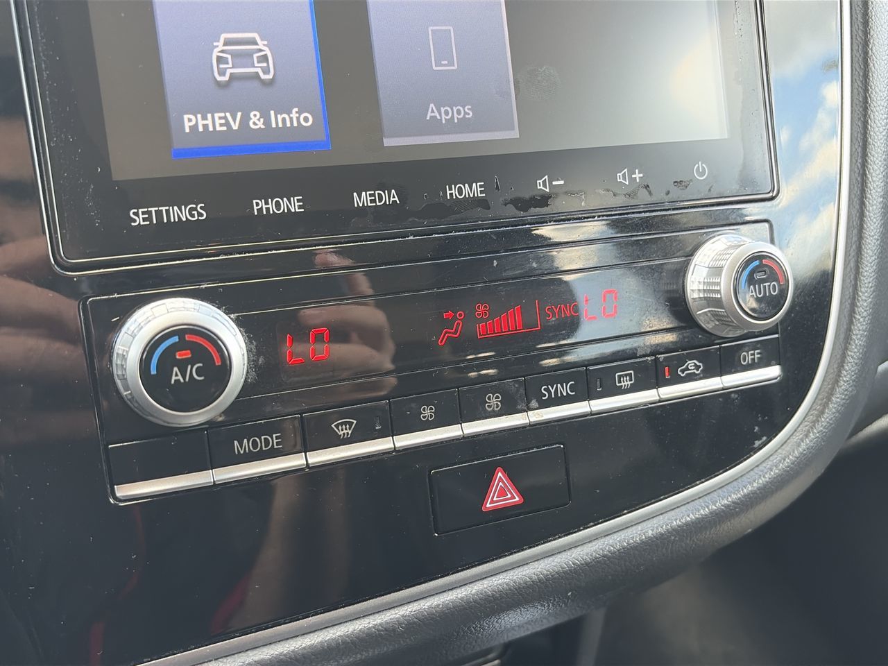 2022 Mitsubishi Outlander PHEV