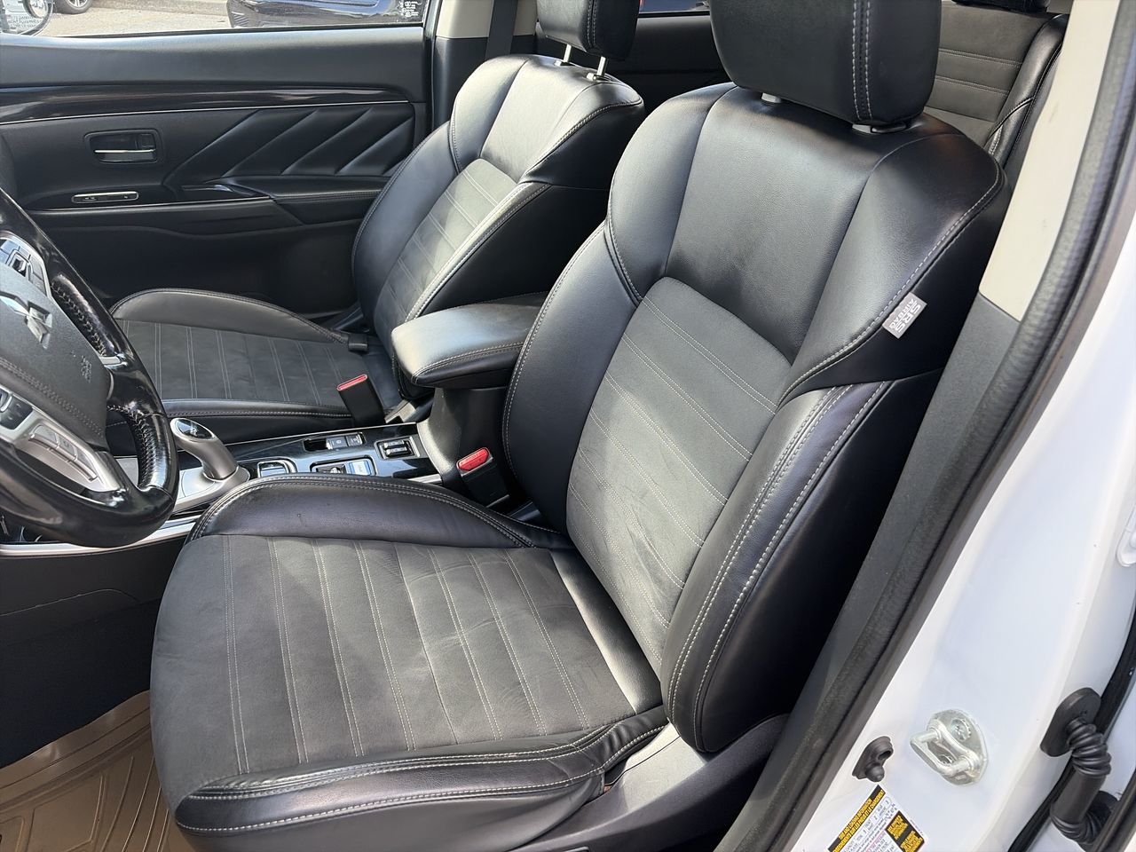 2022 Mitsubishi Outlander PHEV
