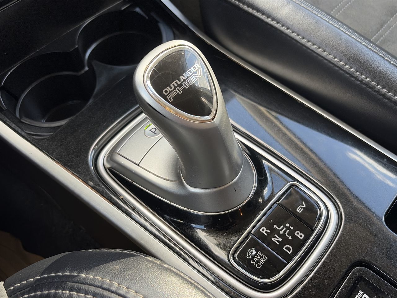 2022 Mitsubishi Outlander PHEV