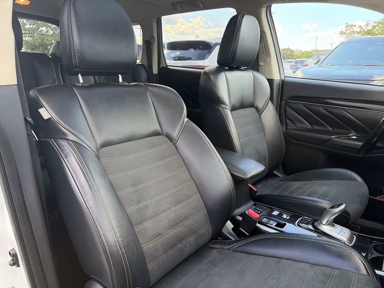 2022 Mitsubishi Outlander PHEV