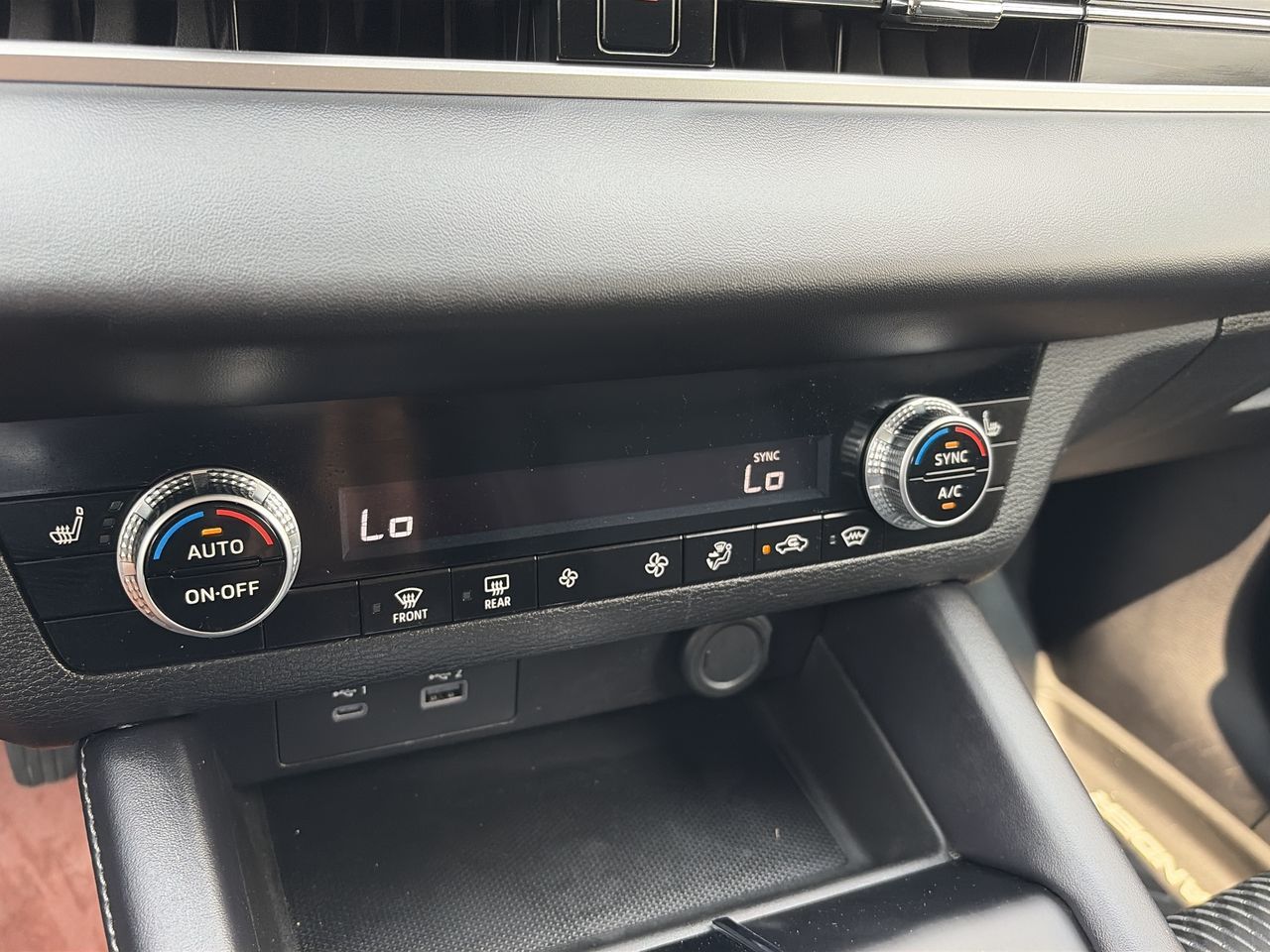 2023 Mitsubishi Outlander PHEV