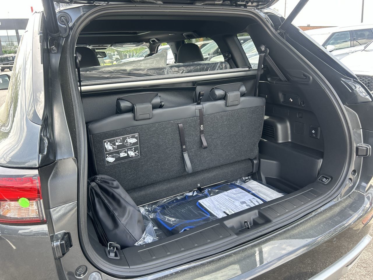 Mitsubishi OUTLANDER PHEV  2025 à Mississauga, Ontario