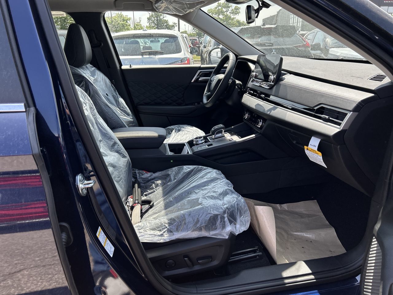 2025 Mitsubishi OUTLANDER PHEV in Mississauga, Ontario