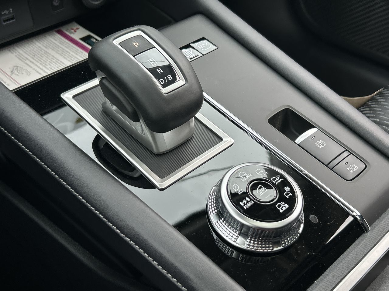 2025 Mitsubishi OUTLANDER PHEV in Mississauga, Ontario