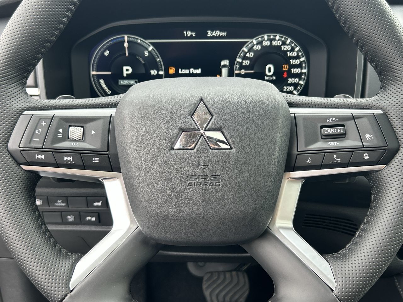 2025 Mitsubishi OUTLANDER PHEV in Mississauga, Ontario