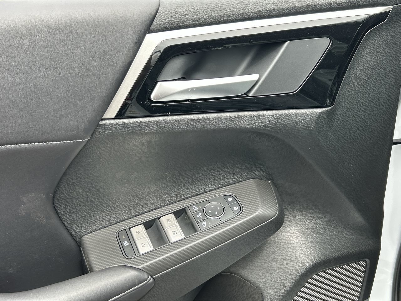 2025 Mitsubishi OUTLANDER PHEV in Mississauga, Ontario
