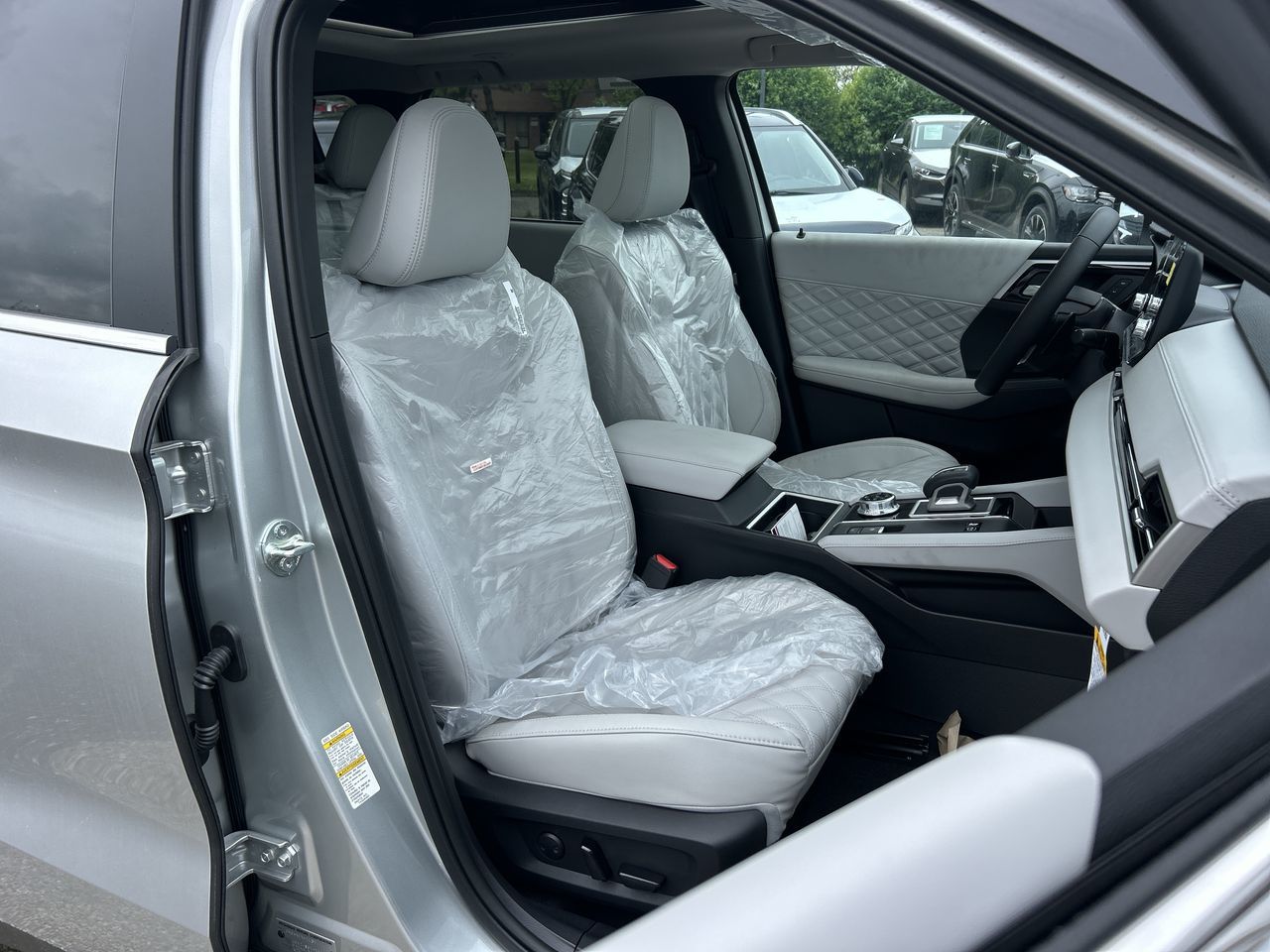 2025 Mitsubishi OUTLANDER PHEV in Mississauga, Ontario