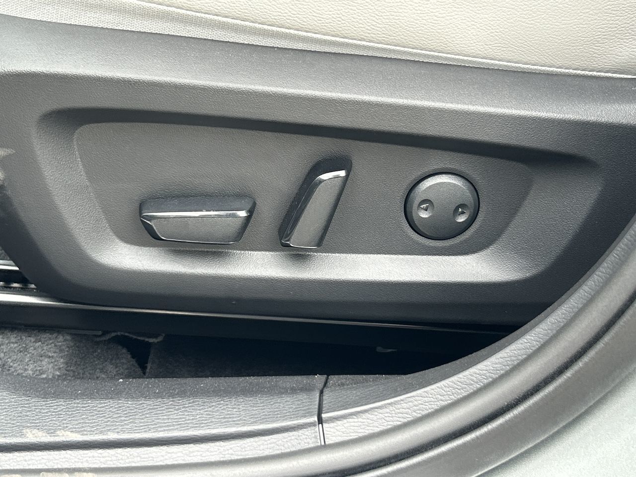 2025 Mitsubishi OUTLANDER PHEV in Mississauga, Ontario