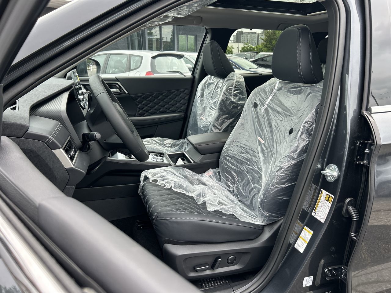 2025 Mitsubishi OUTLANDER PHEV in Mississauga, Ontario