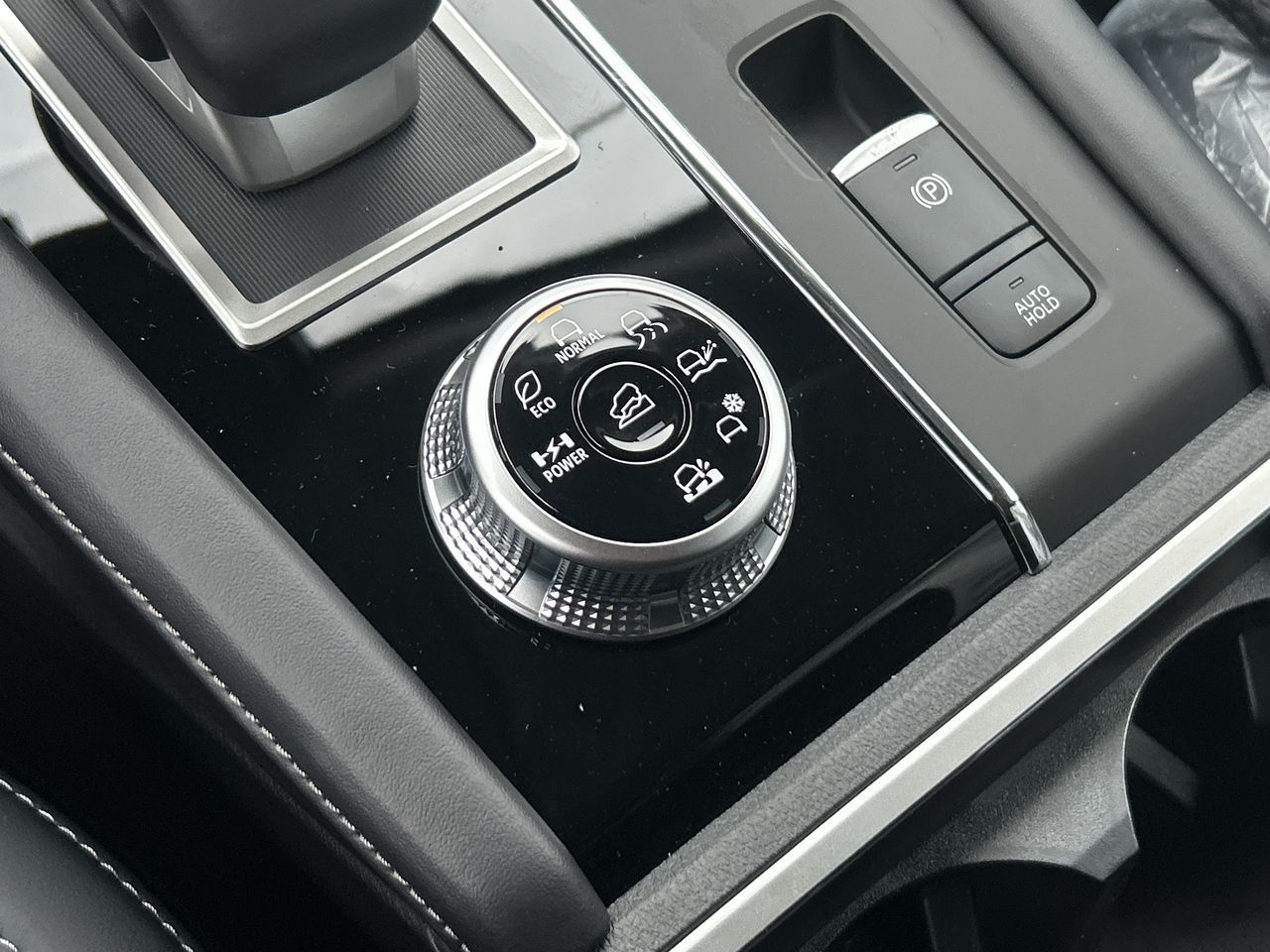 2025 Mitsubishi Outlander Plug-in Hybrid