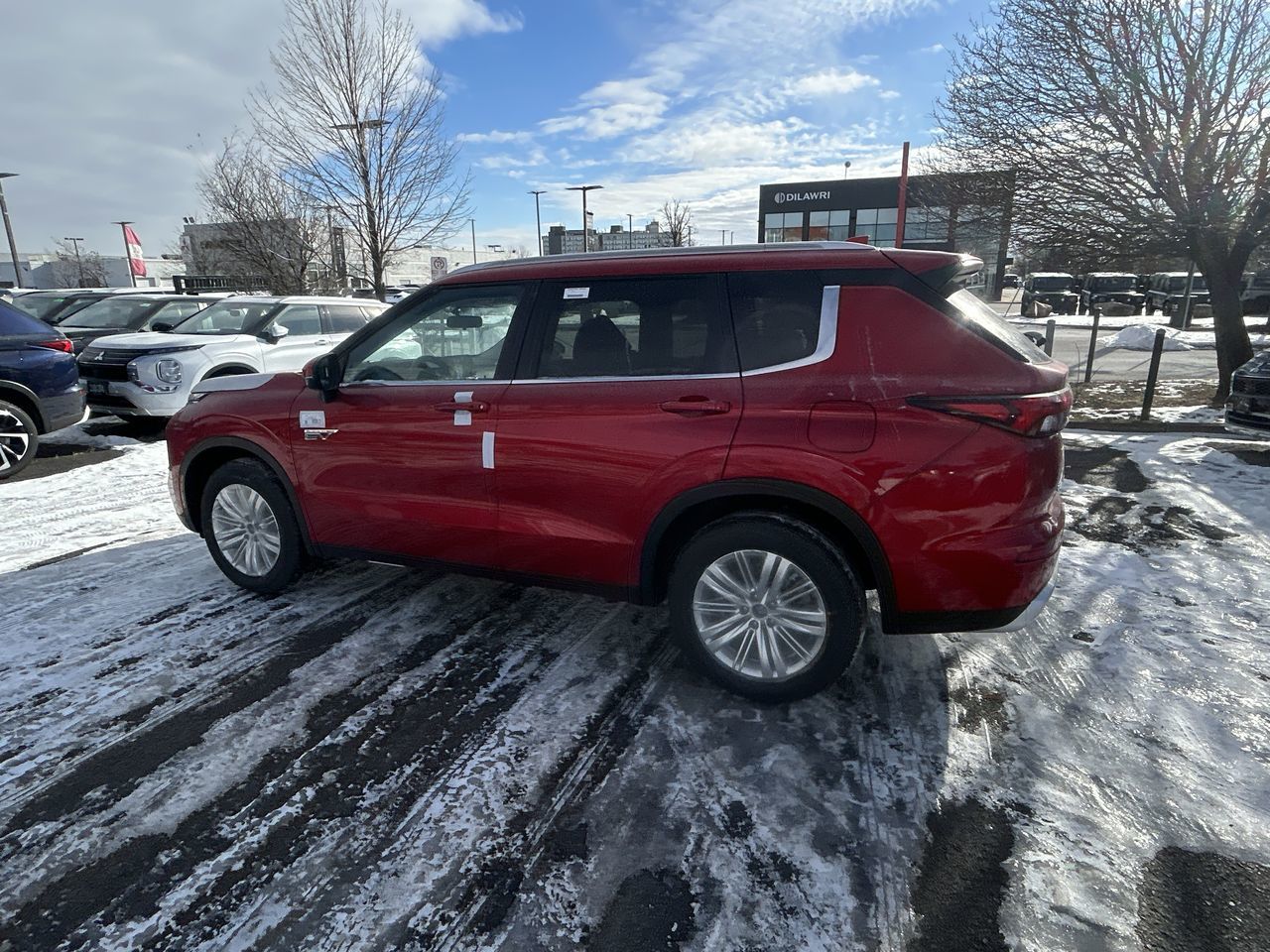 2025 Mitsubishi Outlander Plug-in Hybrid