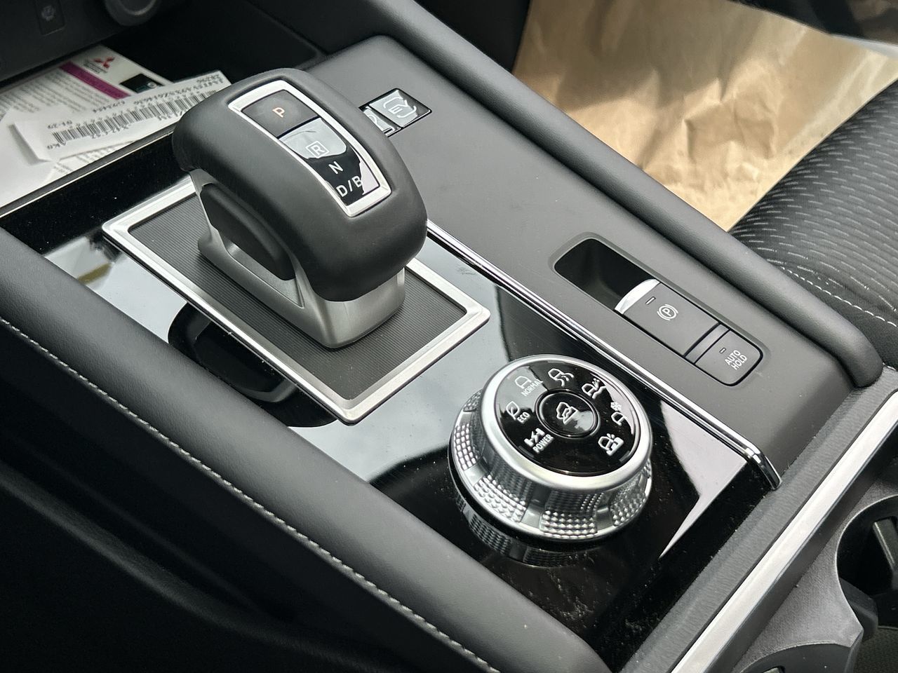 2025 Mitsubishi Outlander Plug-in Hybrid