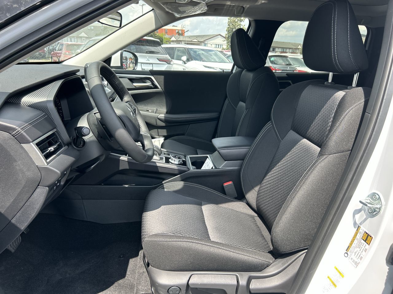 2025 Mitsubishi Outlander Plug-in Hybrid