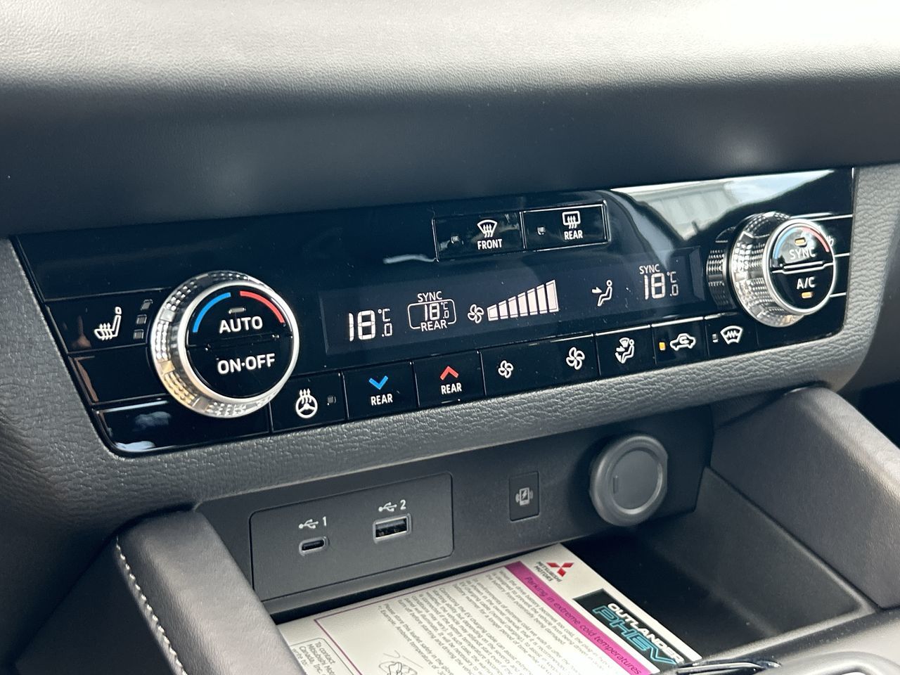 2025 Mitsubishi Outlander Plug-in Hybrid