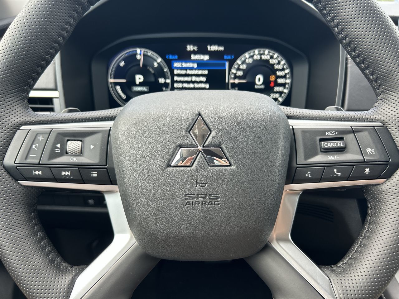 2025 Mitsubishi Outlander Plug-in Hybrid