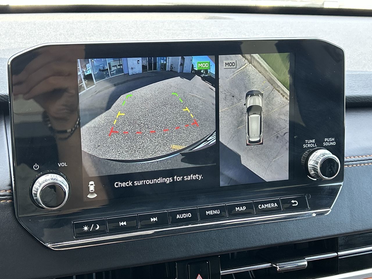 2025 Mitsubishi Outlander Plug-In Hybrid in Mississauga, Ontario