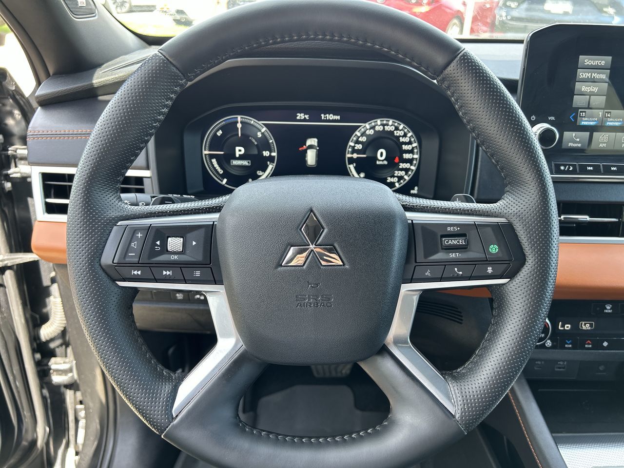2025 Mitsubishi Outlander Plug-In Hybrid in Mississauga, Ontario